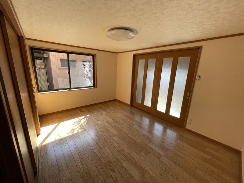額田郡幸田町:物置部屋から洋間へ全面リフォーム 額田郡幸田町:物置部屋から洋間へ全面リフォーム