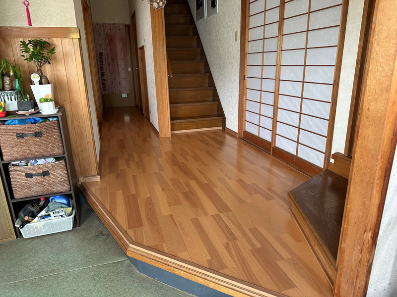 岡崎市:劣化できしむ床をフローリングの重ね張りリフォーム 岡崎市:劣化できしむ床をフローリングの重ね張りリフォーム