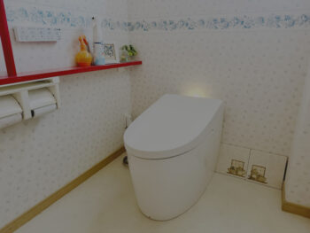 西尾市：冬も快適　機能性と清潔さを備えたトイレ交換リフォーム